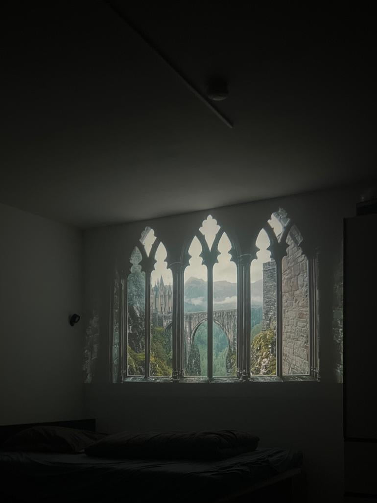 RoomGlow™ Smart Projector